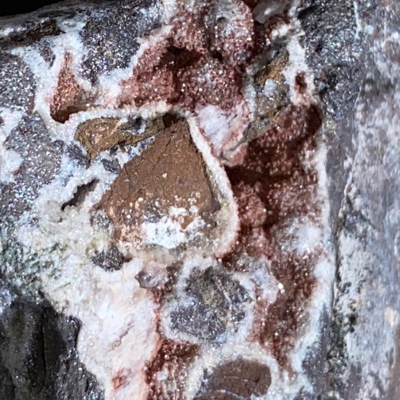 2 Beautiful Decorative Aquarium, Terrarium, Beneficial Bacteria 🦠 Natural Rocks - Picture 15 of 16